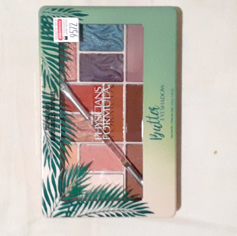 Makeup pallets